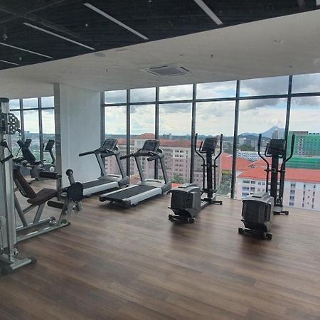 Kozi Square New Sgh Cozy Home 8A Кучінг Екстер'єр фото