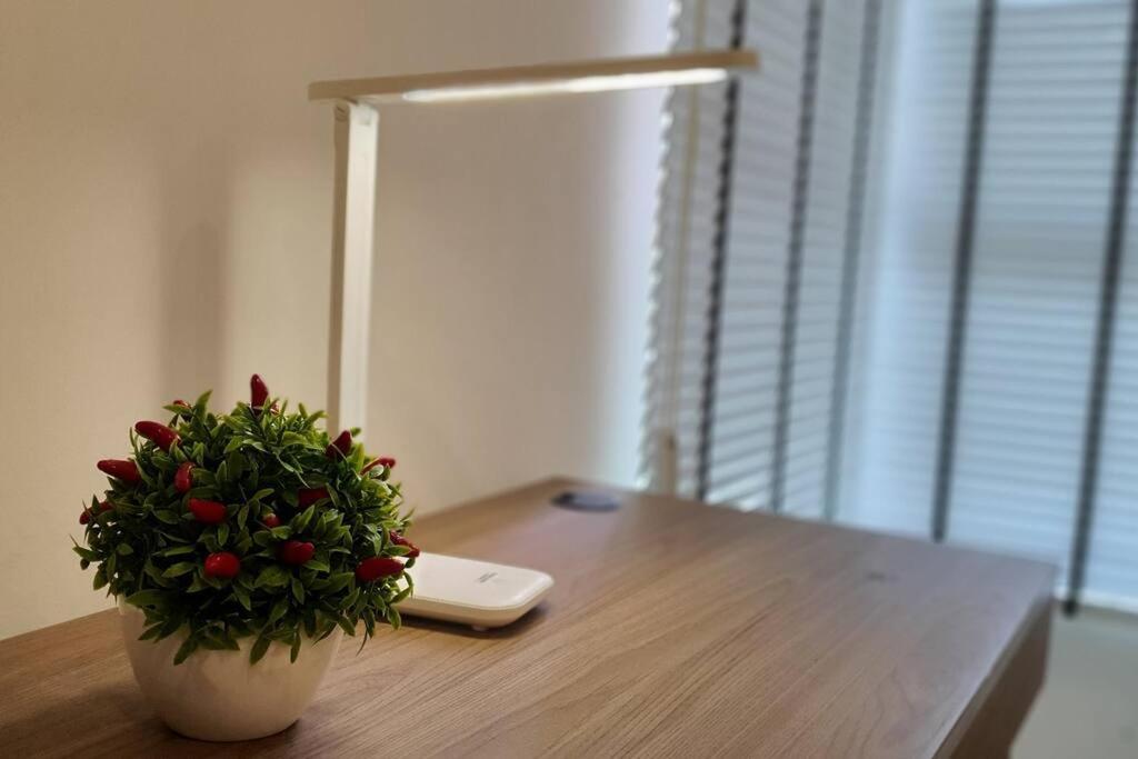 Kozi Square New Sgh Cozy Home 8A Кучінг Екстер'єр фото