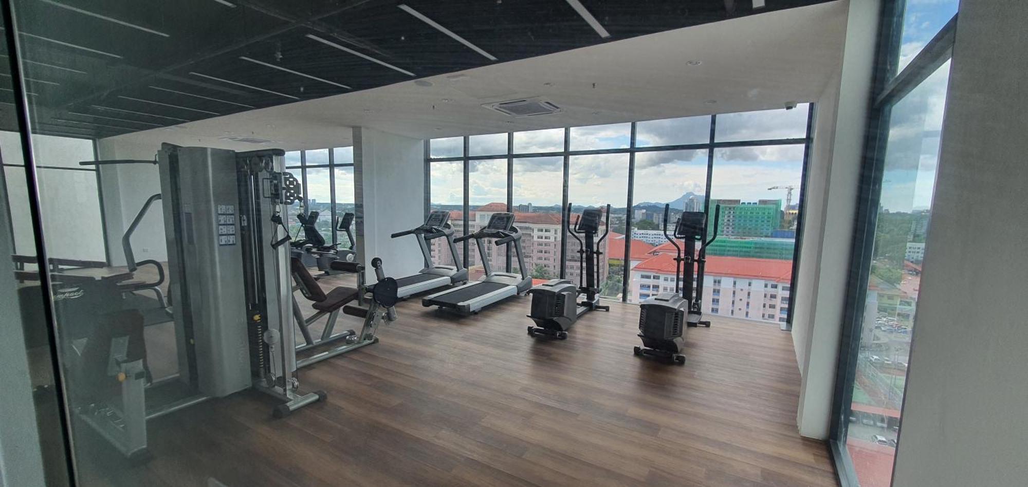 Kozi Square New Sgh Cozy Home 8A Кучінг Екстер'єр фото